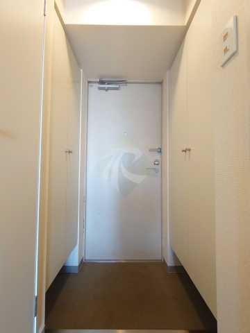 玄関　ビイルーム新宿