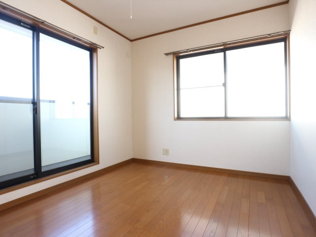 その他部屋・スペース　洋室６帖