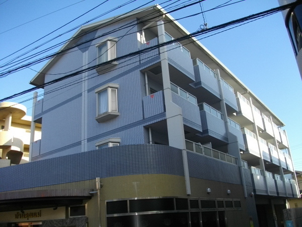 建物外観　オートロック付きで安心です！