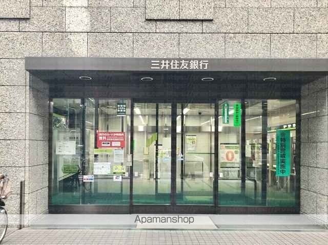 その他　【コンビニエンスストア】ファミリーマート　日本橋本町二丁目店（その他）まで148m