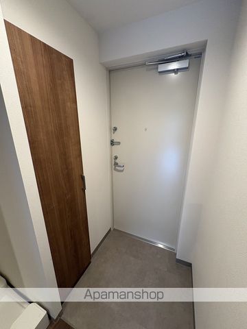 地下鉄長堀鶴見緑地線 長堀橋駅 徒歩5分 15階建 新築の玄関写真