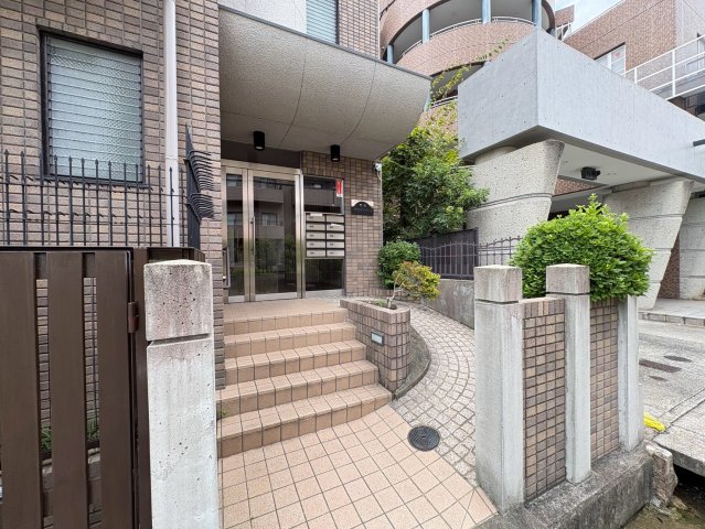 西宮グランドハイツ2の外観写真