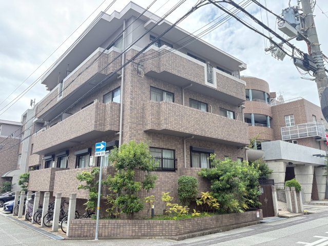 西宮グランドハイツ2の外観写真