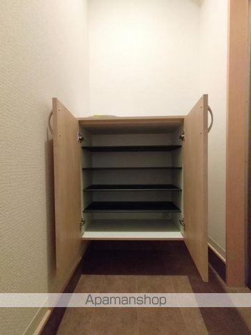 南海本線 湊駅 徒歩3分 3階建 築5年の玄関写真