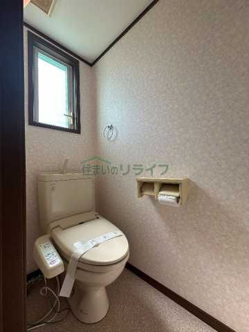トイレ　別部屋参考写真となります