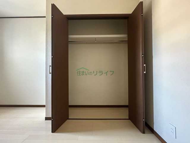 収納　別部屋参考写真となります