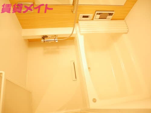 バス・シャワールーム　同タイプ部屋写真です。