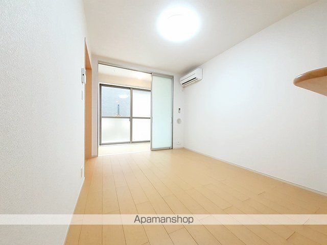 ＪＲ東海道本線 西岐阜駅 徒歩20分 2階建 築16年の居間写真