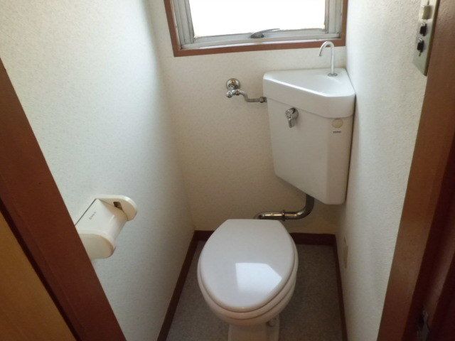 エルハイツ第4テラジマのトイレ写真