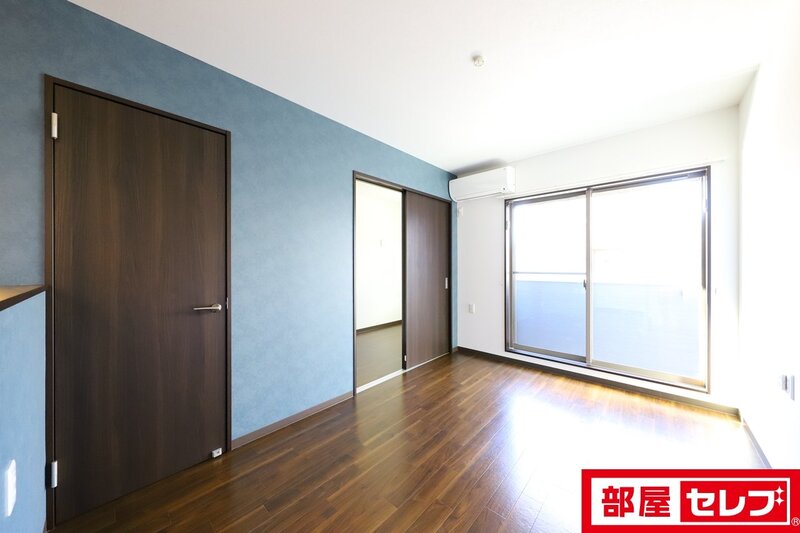 Loisir志賀本通の居間写真