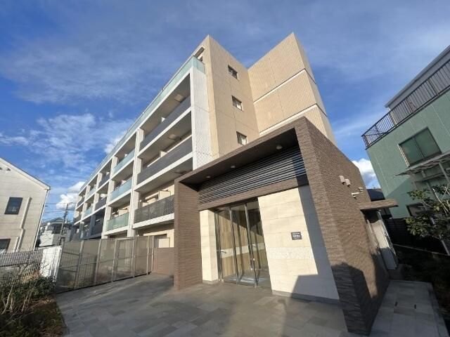 建物外観　外観は落ち着いています