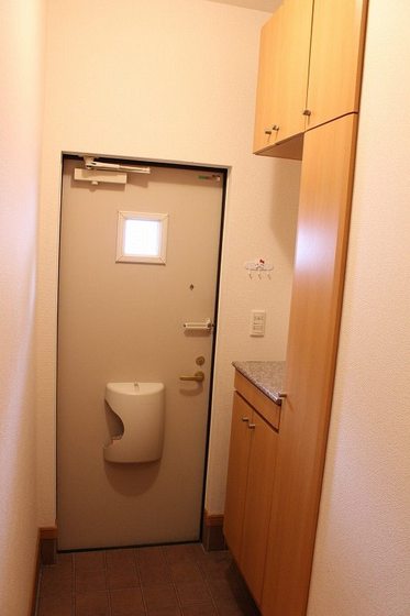 玄関　※別号室の写真
