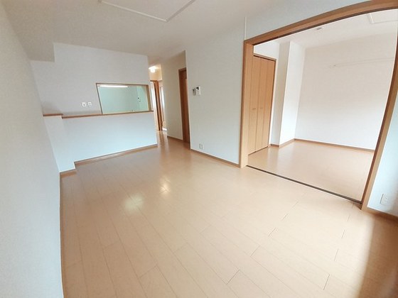 居室・リビング　※別号室の写真