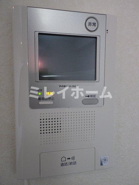 セキュリティ　同建物内、別のお部屋の参考写真になります。