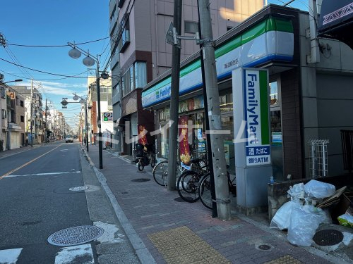 コンビニ　ファミリーマート　蓮沼駅西店（コンビニ）まで130m