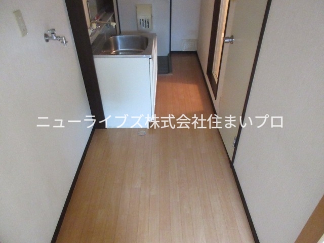 京阪本線 萱島駅 徒歩15分 2階建 築35年の居間写真