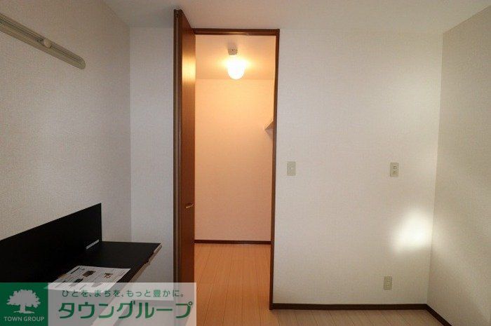 収納　※別号室参考写真です