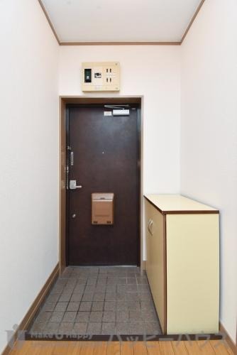 玄関　物件の画像6