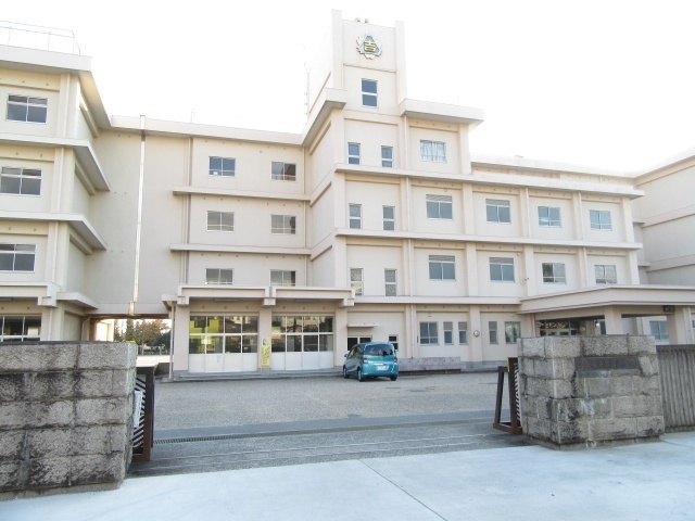 小学校　富士市立吉原小学校（小学校）まで1974m