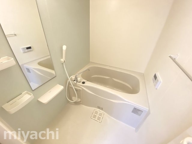 クラール名東 Aの風呂写真