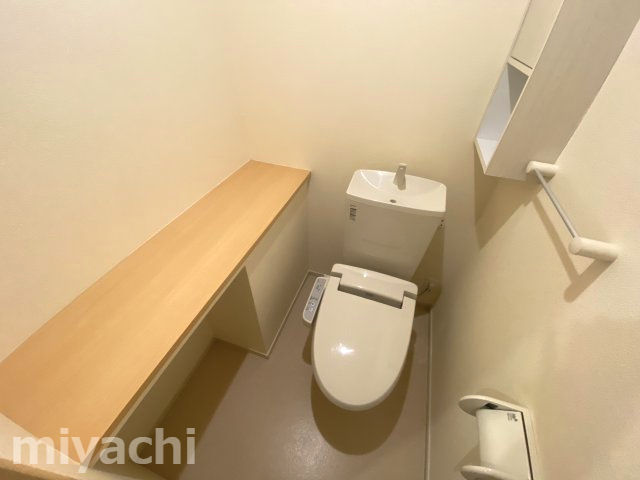 クラール名東 Aのトイレ写真