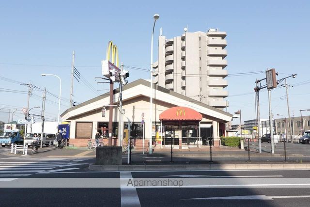 飲食店　マクドナルド（飲食店）まで720m