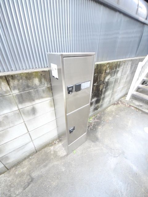 東武野田線 塚田駅 徒歩8分 2階建 築40年の外観写真
