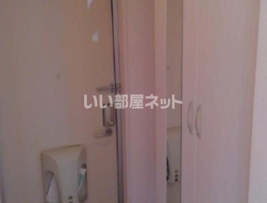 エクレール IIの玄関写真