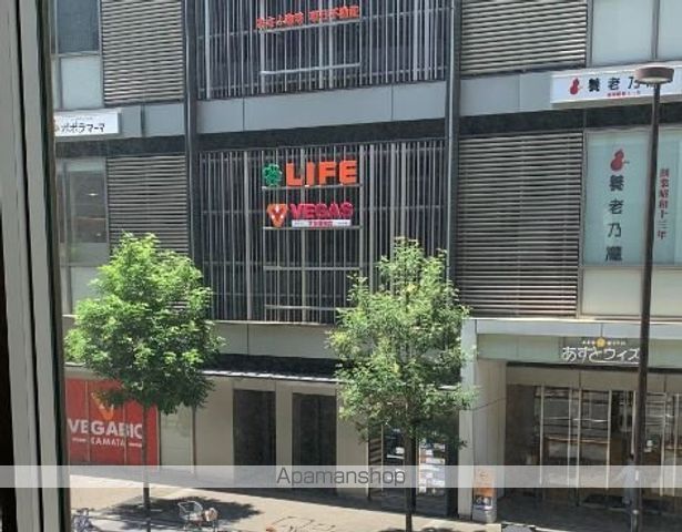 スーパー　ライフ京急蒲田駅前店（スーパー）まで277m