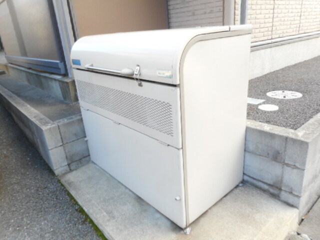 その他共有部分　入居者様専用ゴミストッカー