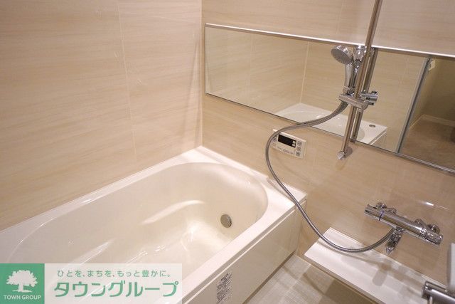 バス・シャワールーム　※写真は同タイプ住戸です。