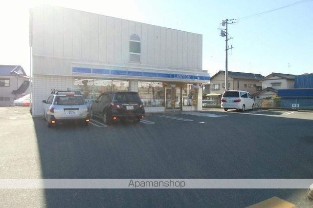コンビニ　ローソン富士宮島店（コンビニ）まで800m