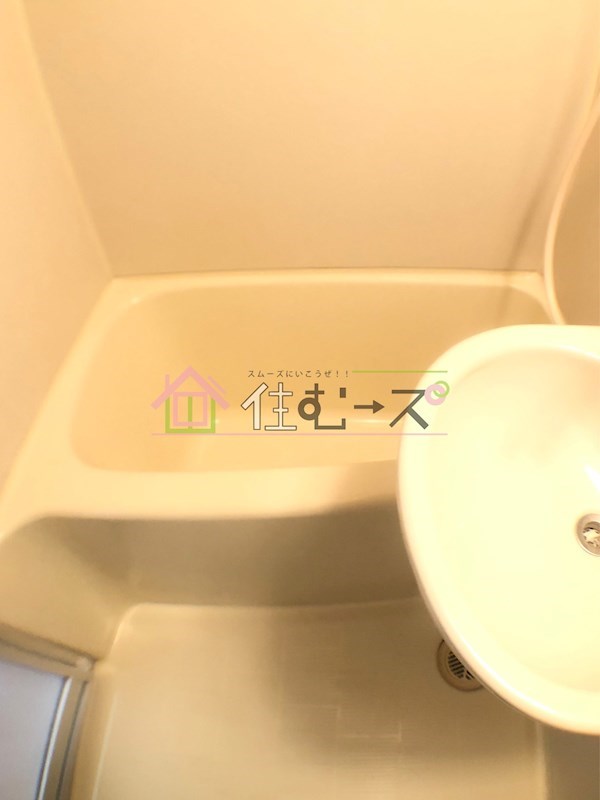 アソシアI番館の風呂写真