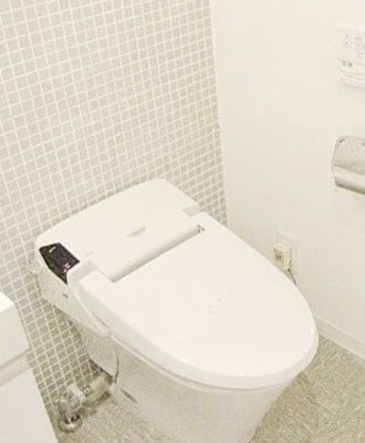 トイレ　別部屋同仕様タイプ