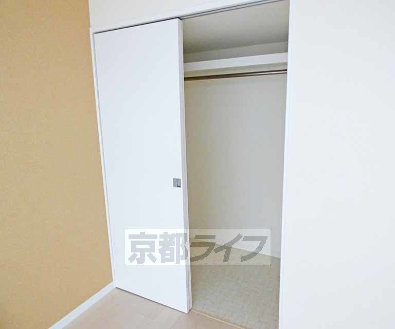 収納　広々とした収納です。