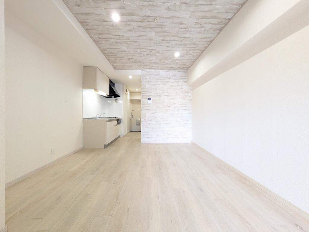 エルザビル香春口45の居間写真