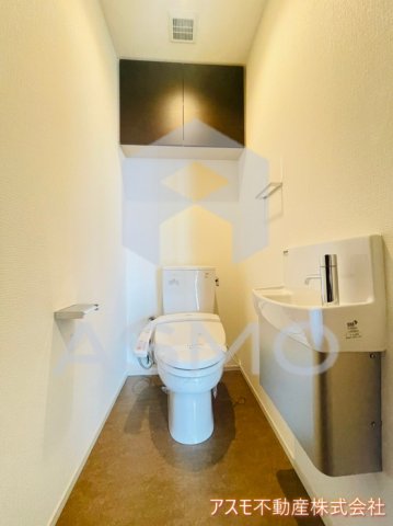 トイレ　同建物、参考写真
