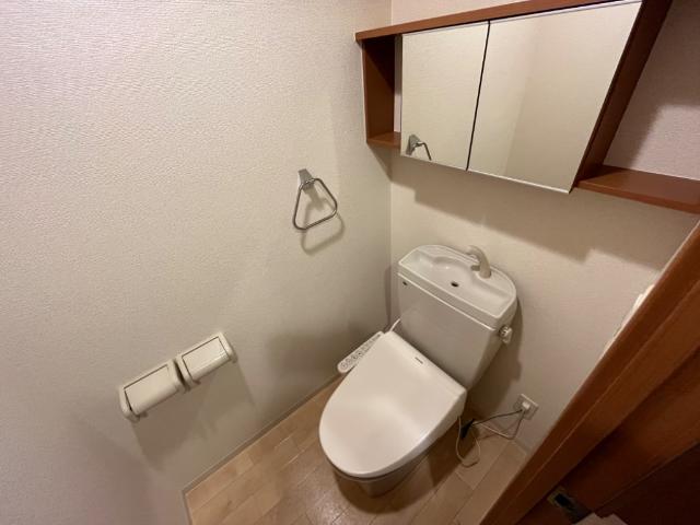 トイレ　シャワー付トイレ