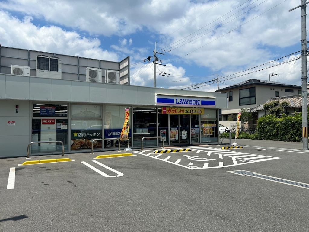 コンビニ　ローソン 箕面桜五丁目店（コンビニ）まで517m