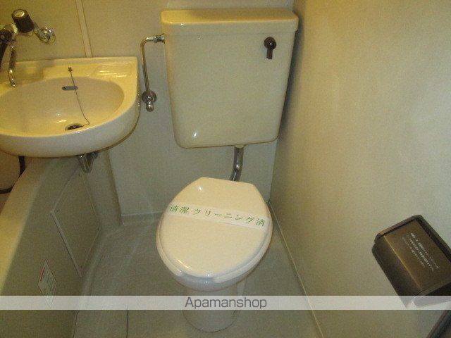 小田急小田原線 本厚木駅 徒歩10分 5階建 築41年のトイレ写真