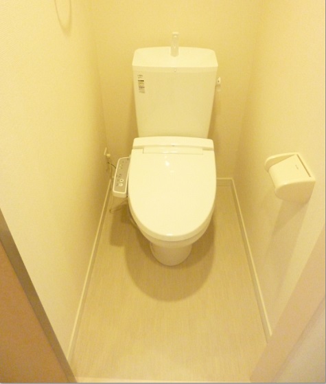 東京メトロ東西線 原木中山駅 徒歩13分 3階建 築13年のトイレ写真