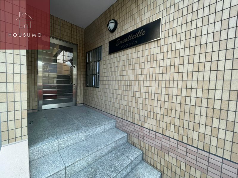 エントランス　建物の内部です