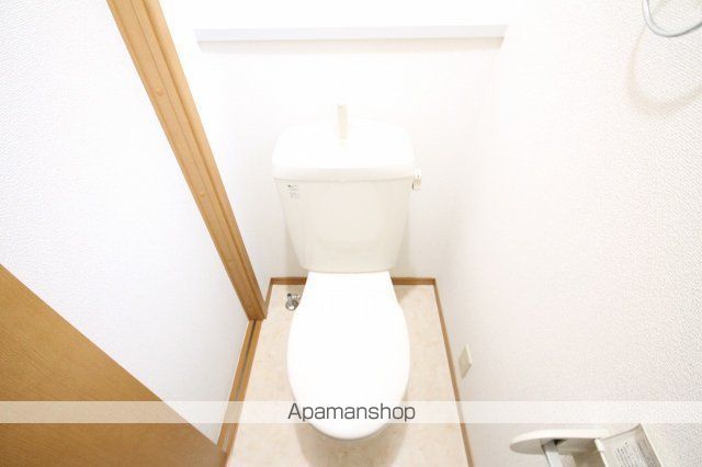 デュープレックス吉川IIIのトイレ写真