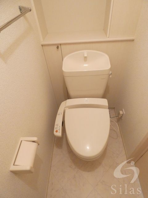 南海高野線 百舌鳥八幡駅 徒歩15分 3階建 築16年のトイレ写真