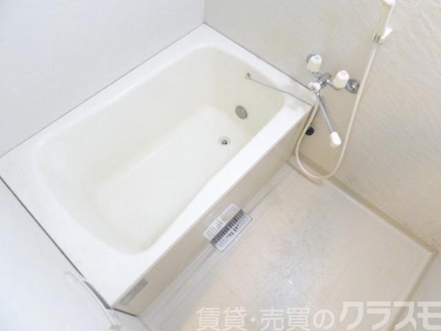 バス・シャワールーム　浴室乾燥機付きバス♪