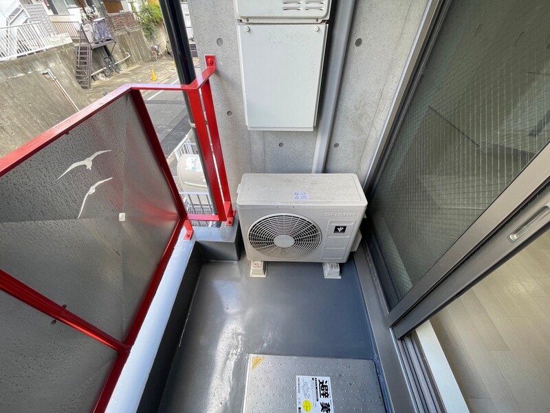 バルコニー　便利で嬉しいバルコニー付きです♪