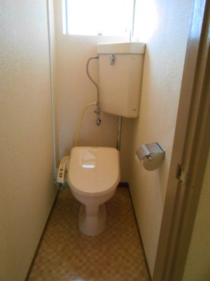 トイレ　温水洗浄便座付