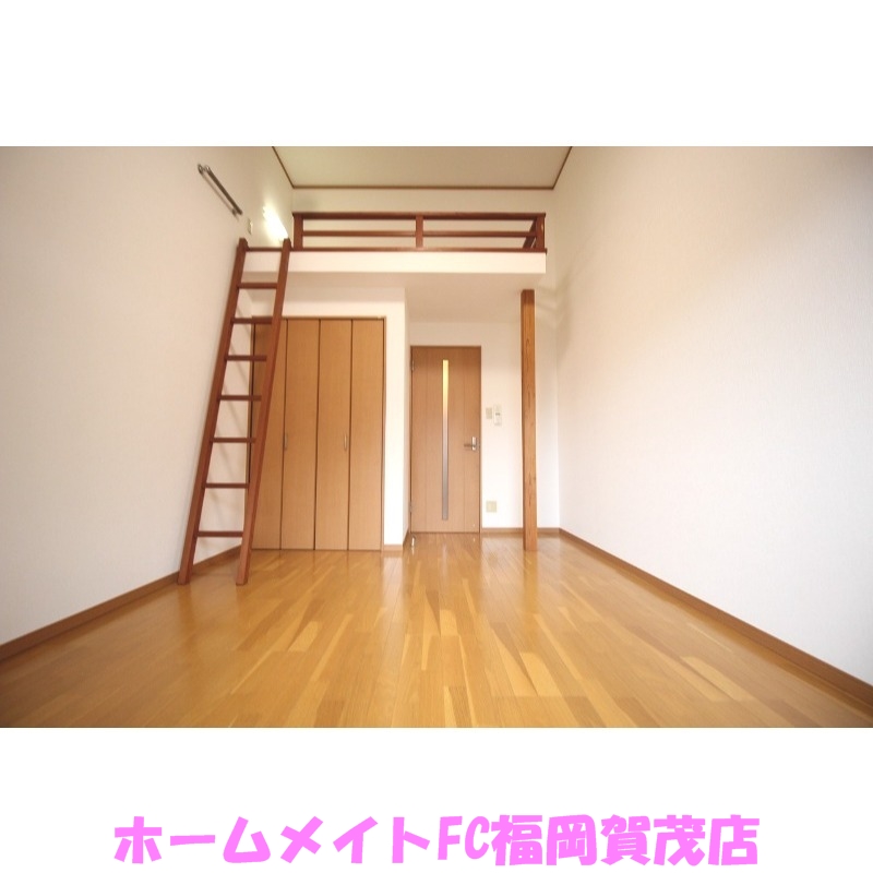 地下鉄七隈線 野芥駅 徒歩3分 2階建 築22年の居間写真