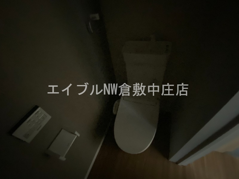 【総社市駅前のアパートのトイレ】