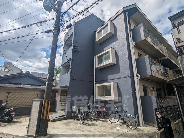 京都市山科区音羽伊勢宿町のマンションの建物外観